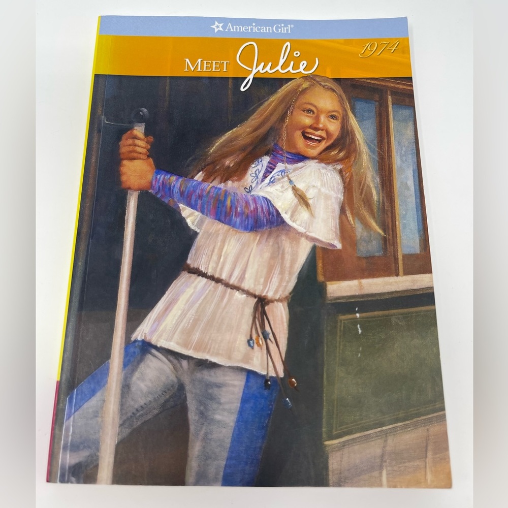 3/$15 AMERICAN GIRL: Meet Julie! Book 1